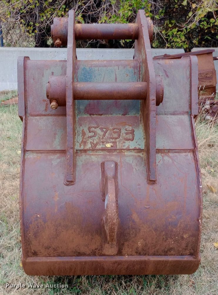 image for item DW0852 Esco excavator bucket