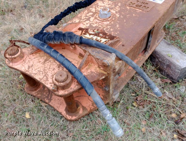 image for item DW0853 NPK OH-4 breaker