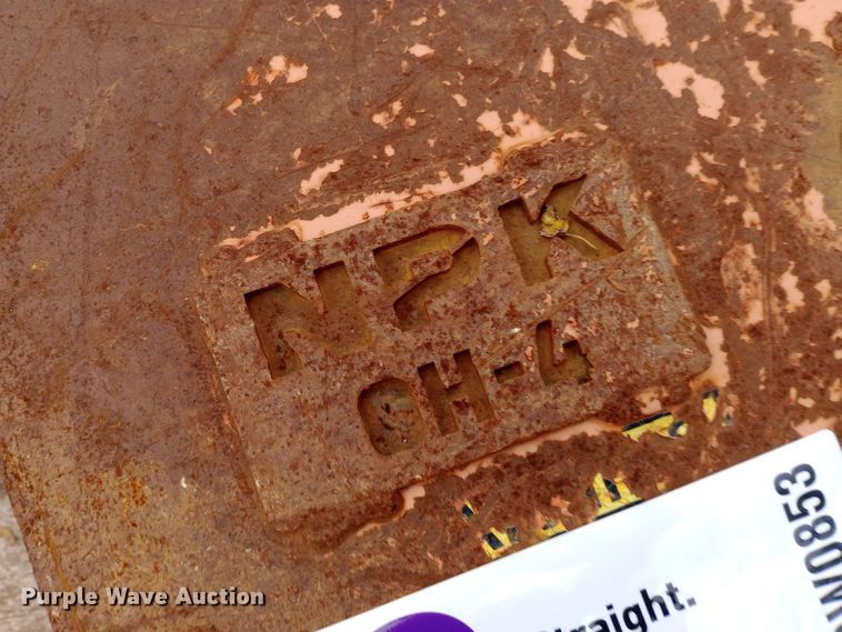 image for item DW0853 NPK OH-4 breaker