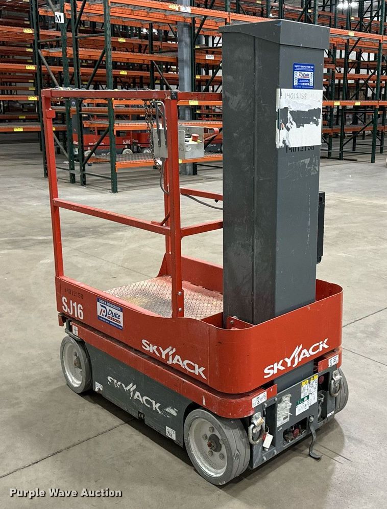 image for item DW2377 2017 Skyjack SJ16 vertical lift