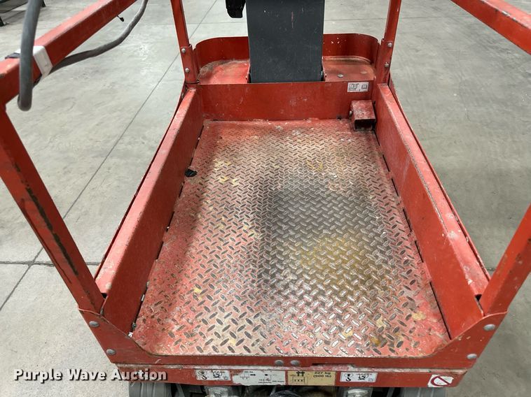 image for item DW2377 2017 Skyjack SJ16 vertical lift