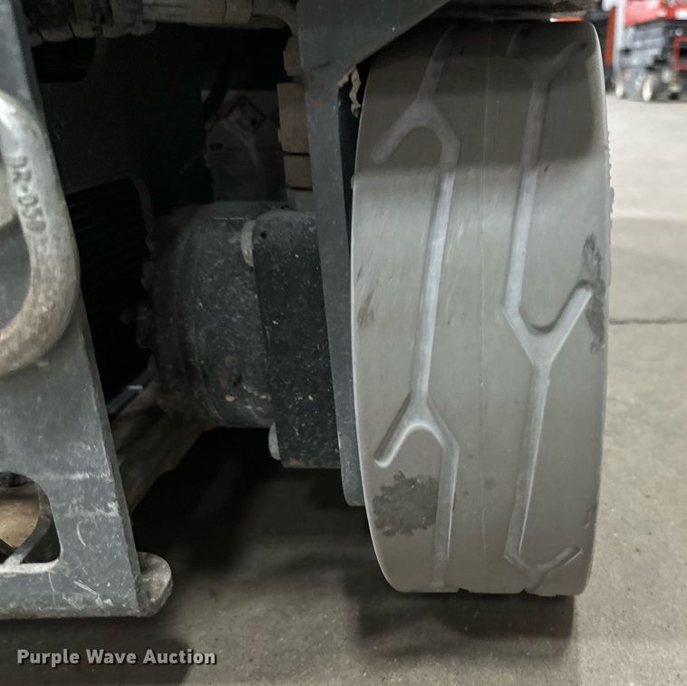 image for item DW2377 2017 Skyjack SJ16 vertical lift