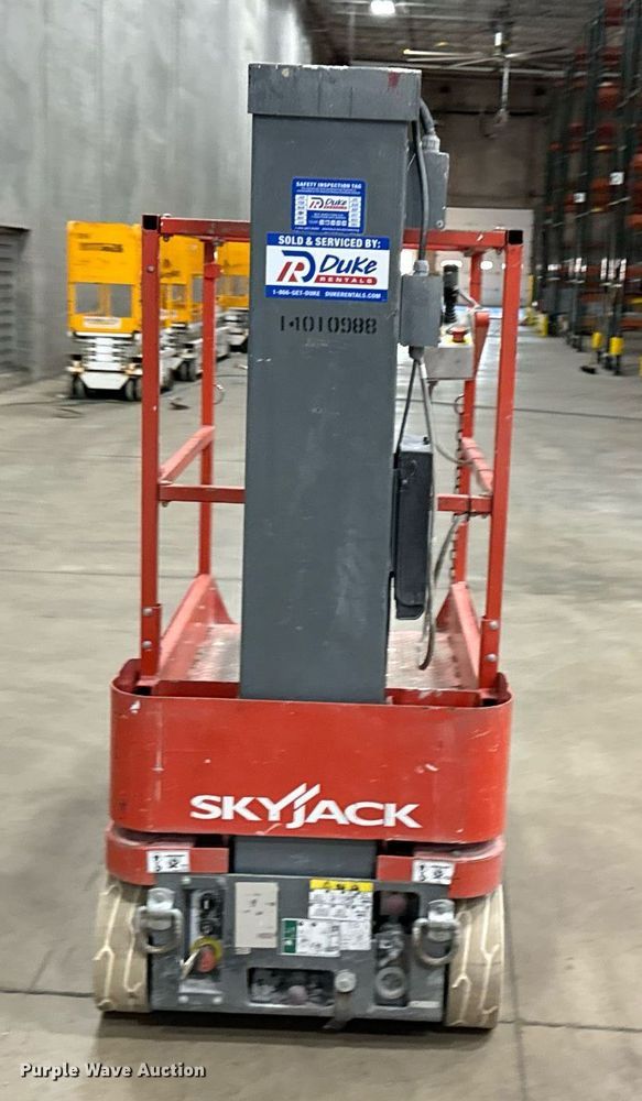 image for item DW2378 2017 Skyjack Sj16 vertical lift