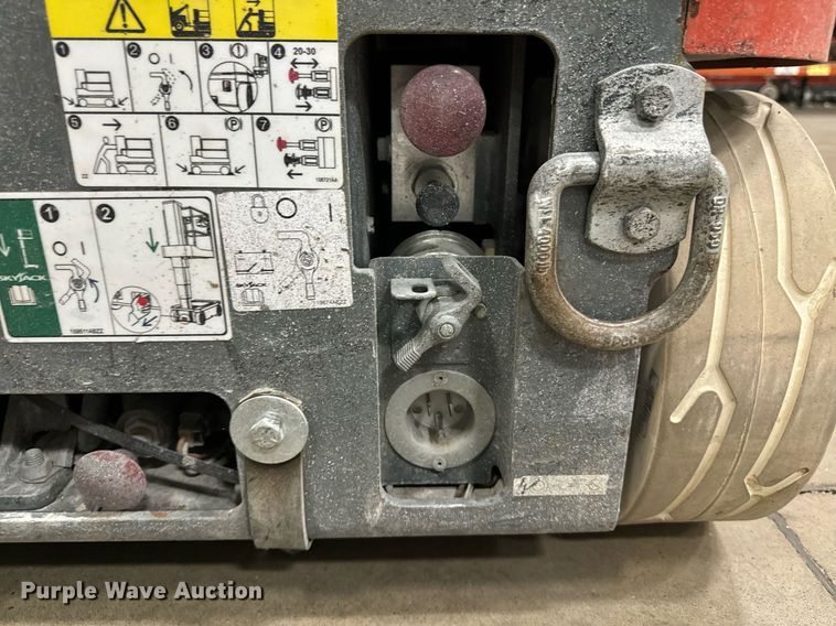 image for item DW2378 2017 Skyjack Sj16 vertical lift