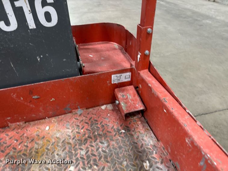 image for item DW2378 2017 Skyjack Sj16 vertical lift