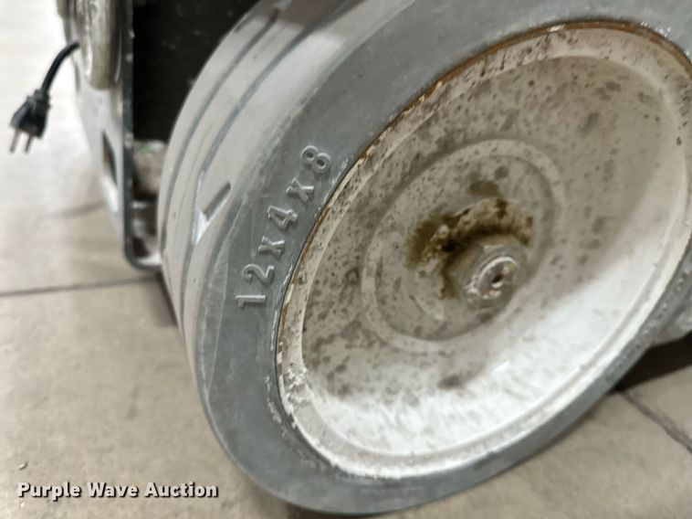 image for item DW2379 2018 Skyjack SJ16 vertical lift