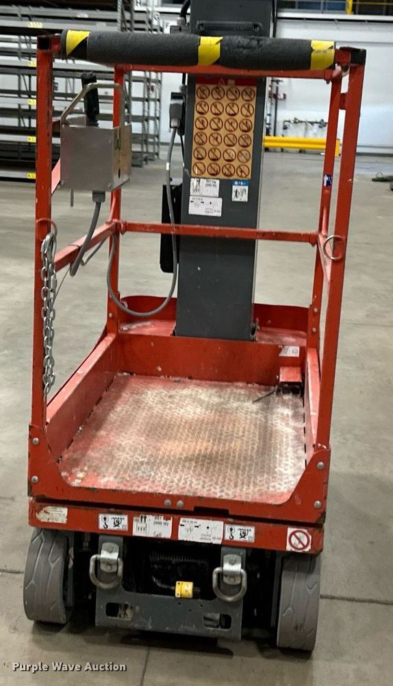 image for item DW2380 Skyjack SJ16 vertical lift