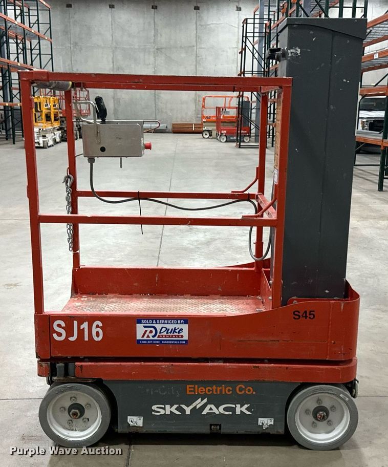 image for item DW2380 Skyjack SJ16 vertical lift