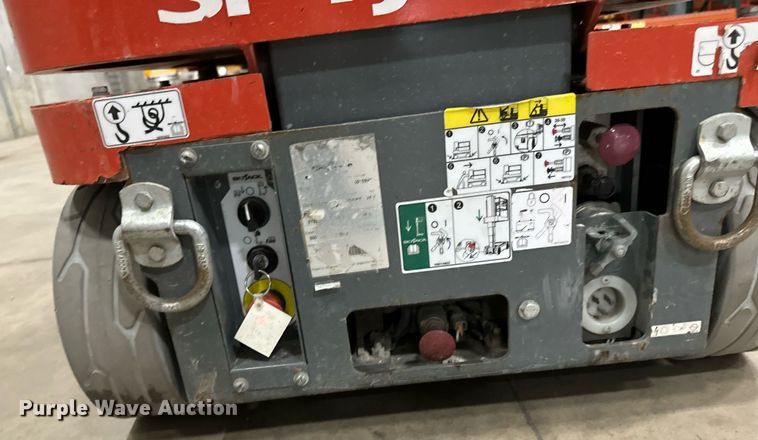 image for item DW2380 Skyjack SJ16 vertical lift