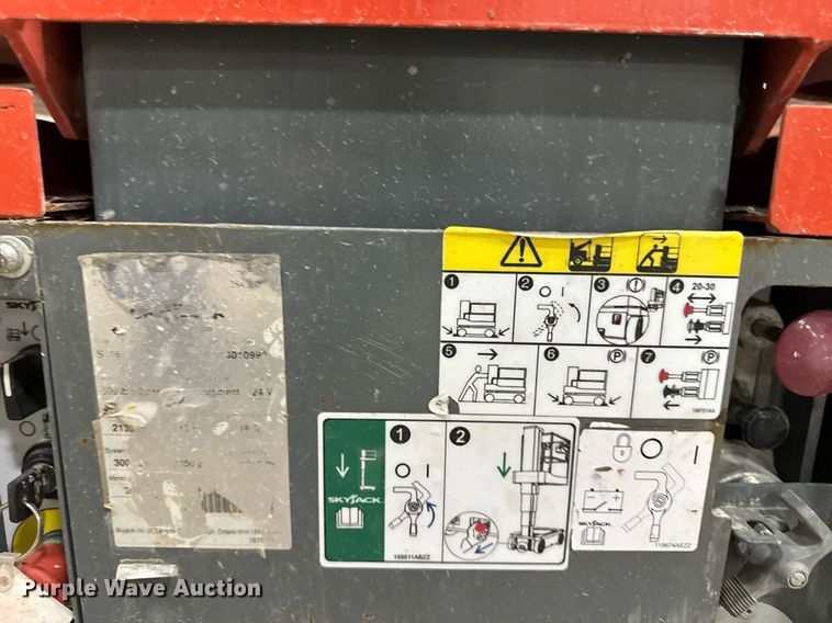 image for item DW2380 Skyjack SJ16 vertical lift