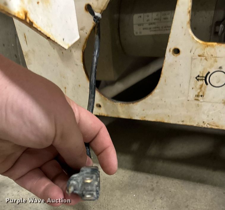 image for item DW2381 2015 HY-BRID HB-1430 scissor lift