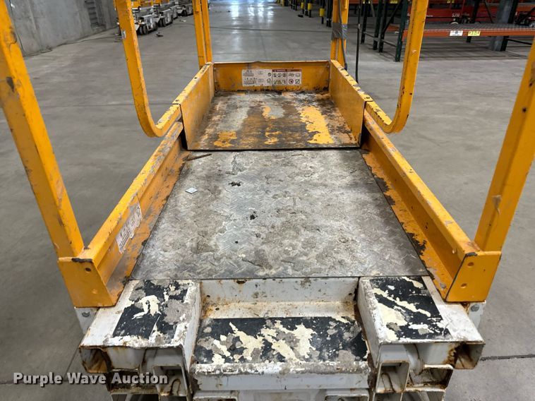 image for item DW2381 2015 HY-BRID HB-1430 scissor lift