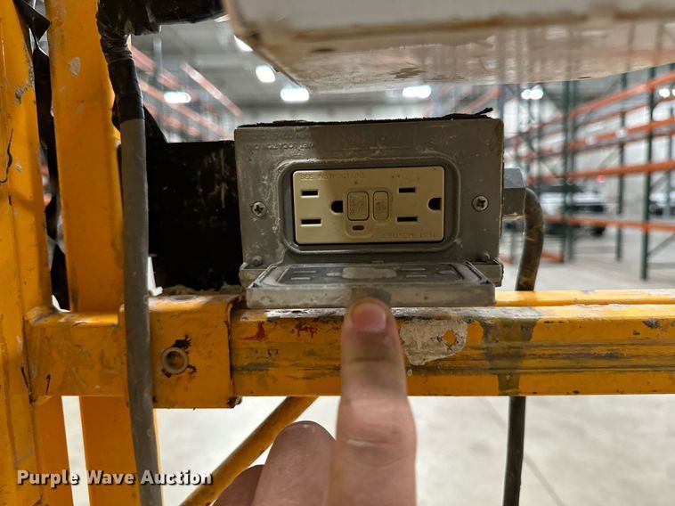 image for item DW2381 2015 HY-BRID HB-1430 scissor lift