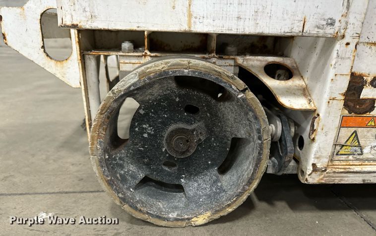 image for item DW2381 2015 HY-BRID HB-1430 scissor lift