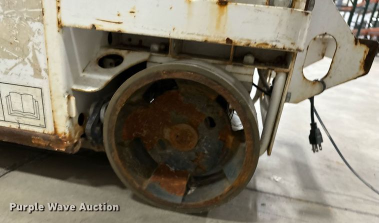 image for item DW2382 2015 HY-BRID HB-1430 scissor lift