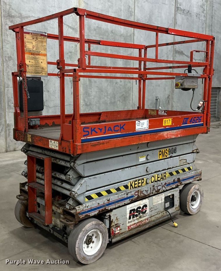 image for item DW2383 1999 Skyjack SJII- 4626 scissor lift