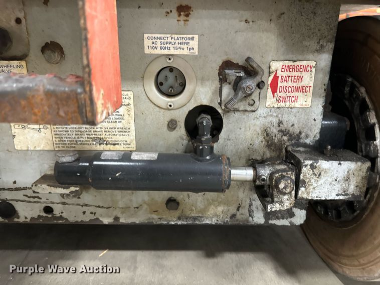 image for item DW2383 1999 Skyjack SJII- 4626 scissor lift