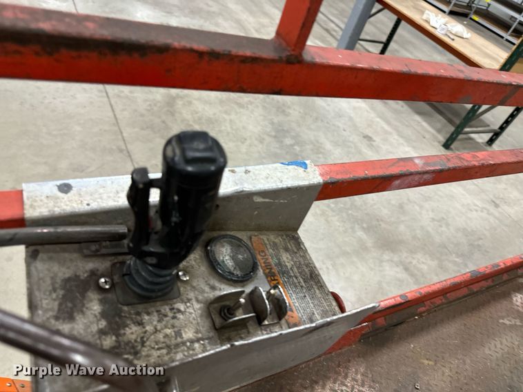 image for item DW2383 1999 Skyjack SJII- 4626 scissor lift