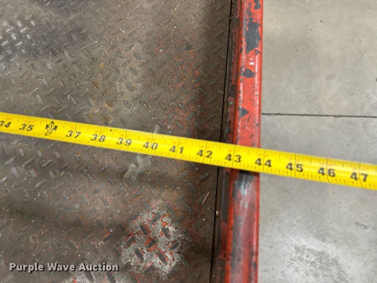 image for item DW2383 1999 Skyjack SJII- 4626 scissor lift