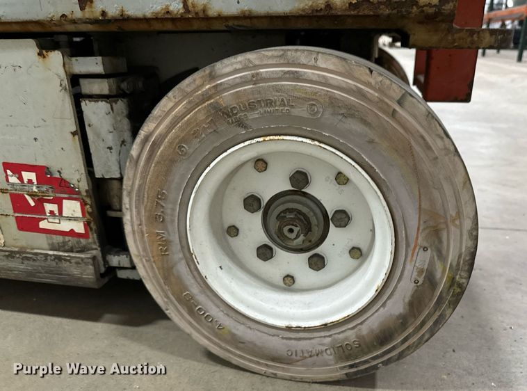 image for item DW2383 1999 Skyjack SJII- 4626 scissor lift