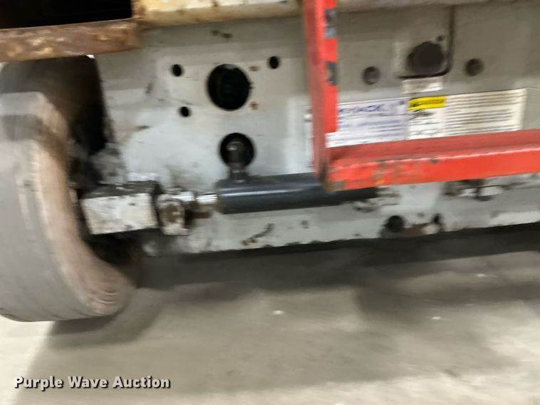 image for item DW2384 1999 Skyjack SJ II-4626 scissor lift