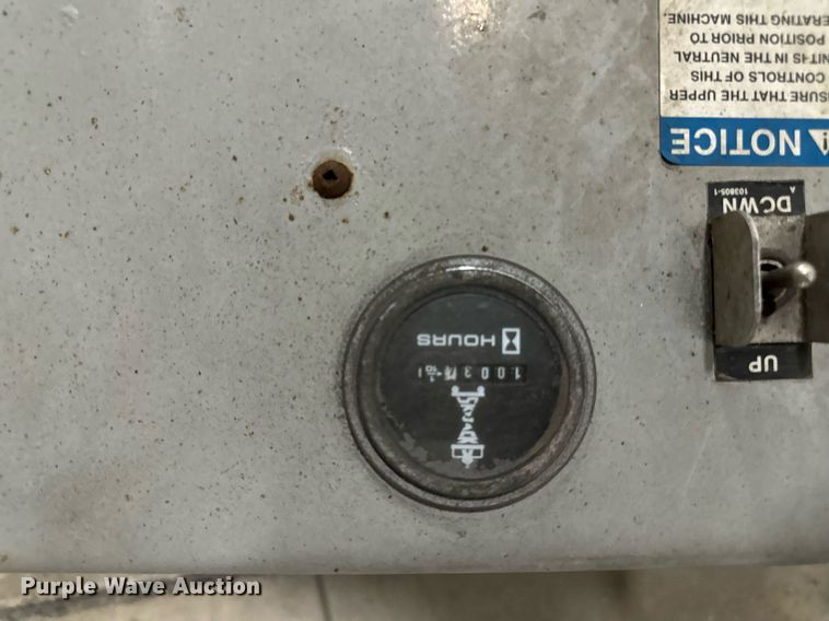 image for item DW2384 1999 Skyjack SJ II-4626 scissor lift