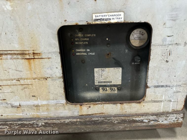 image for item DW2384 1999 Skyjack SJ II-4626 scissor lift