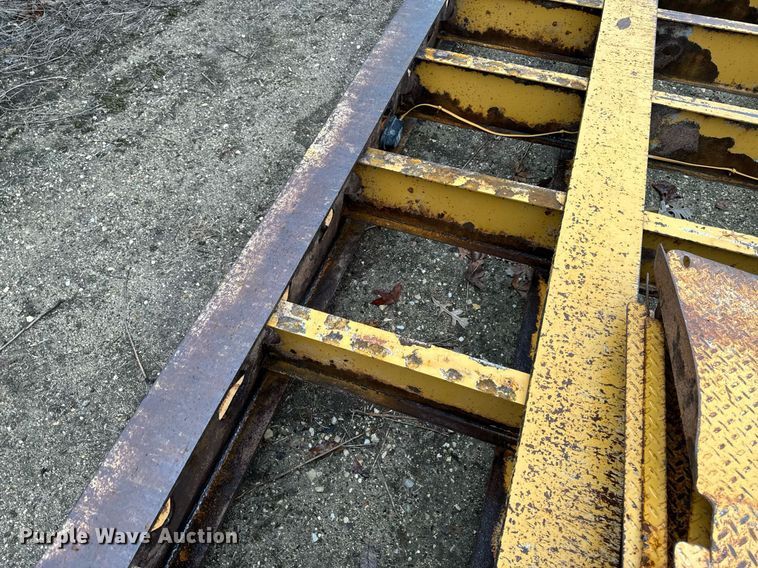 image for item DW2385 2011 Trail king TK110HDG-57 lowboy equipment trailer