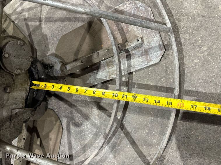 image for item DW2392 M-B-W concrete trowel