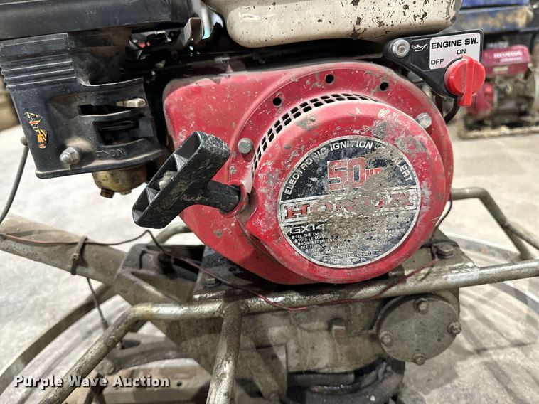 image for item DW2392 M-B-W concrete trowel