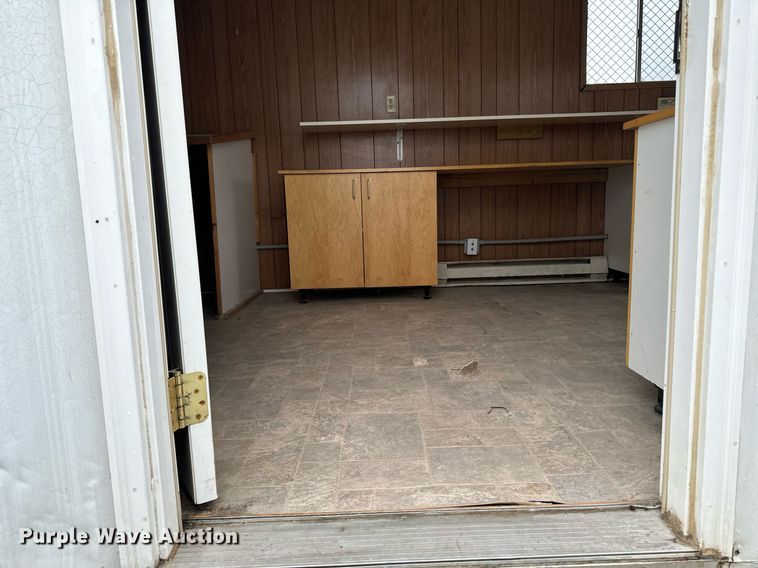 image for item DW2395 1996 TSI office trailer