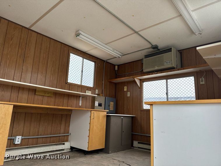 image for item DW2395 1996 TSI office trailer