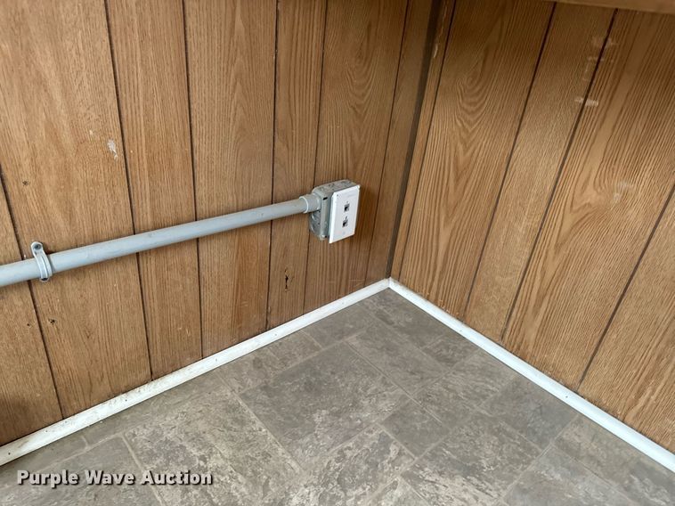 image for item DW2395 1996 TSI office trailer