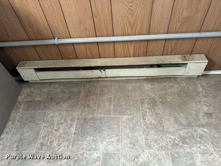 image for item DW2395 1996 TSI office trailer