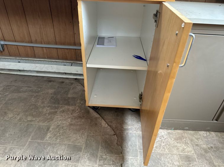 image for item DW2395 1996 TSI office trailer