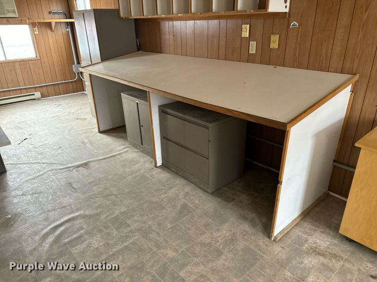 image for item DW2395 1996 TSI office trailer