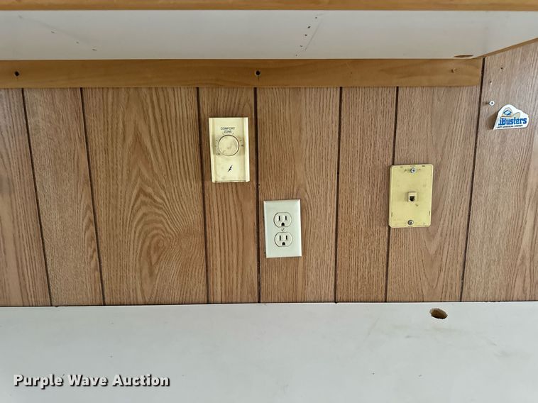 image for item DW2395 1996 TSI office trailer