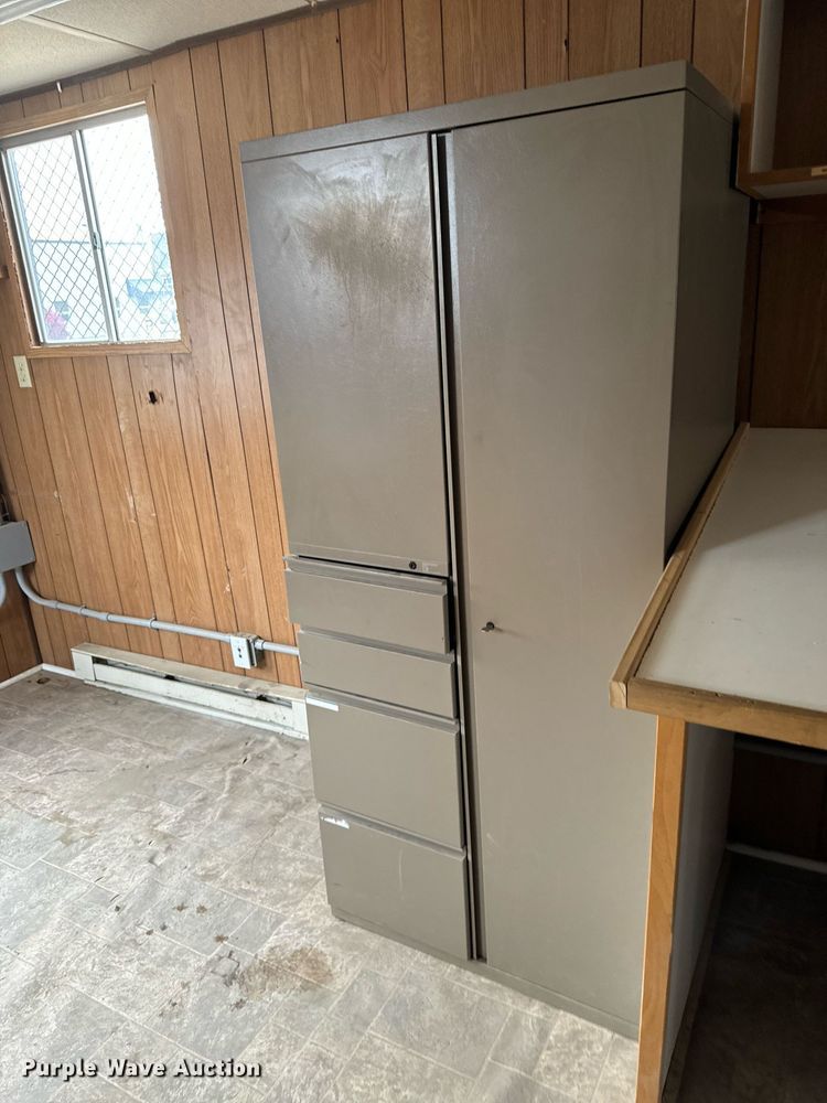 image for item DW2395 1996 TSI office trailer