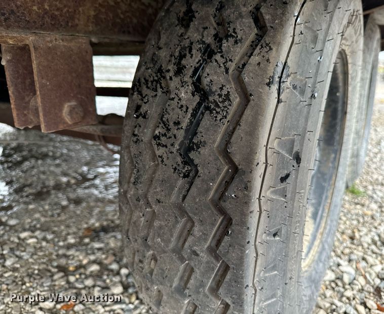 image for item DW2395 1996 TSI office trailer