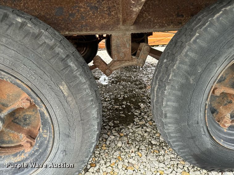 image for item DW2395 1996 TSI office trailer