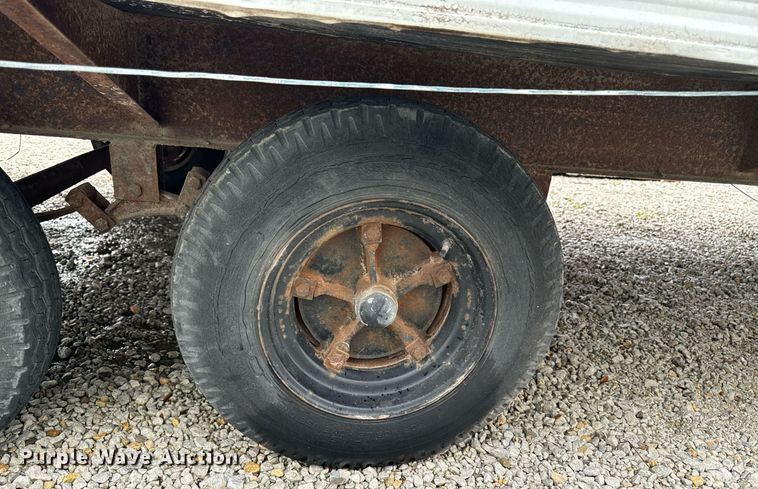 image for item DW2395 1996 TSI office trailer