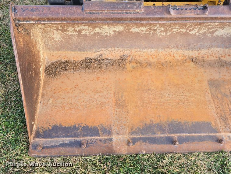 image for item DW3890 2006 John Deere CT322 tracked skid steer loader