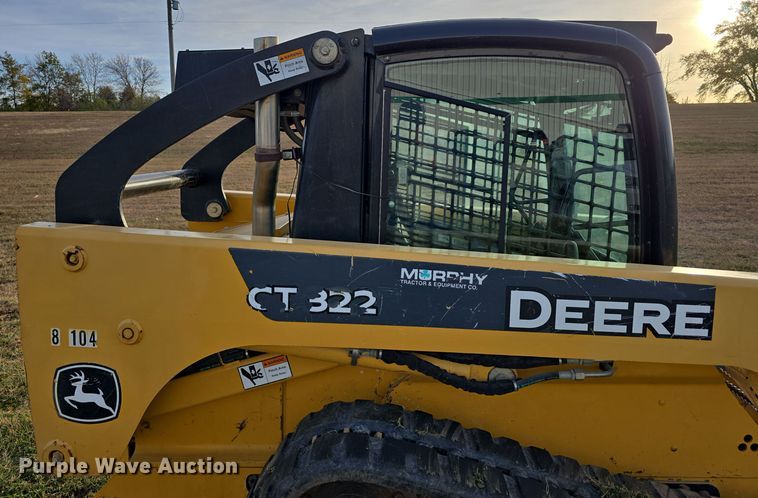 image for item DW3890 2006 John Deere CT322 tracked skid steer loader
