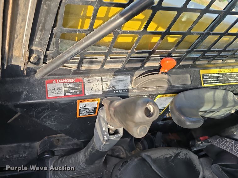 image for item DW3890 2006 John Deere CT322 tracked skid steer loader