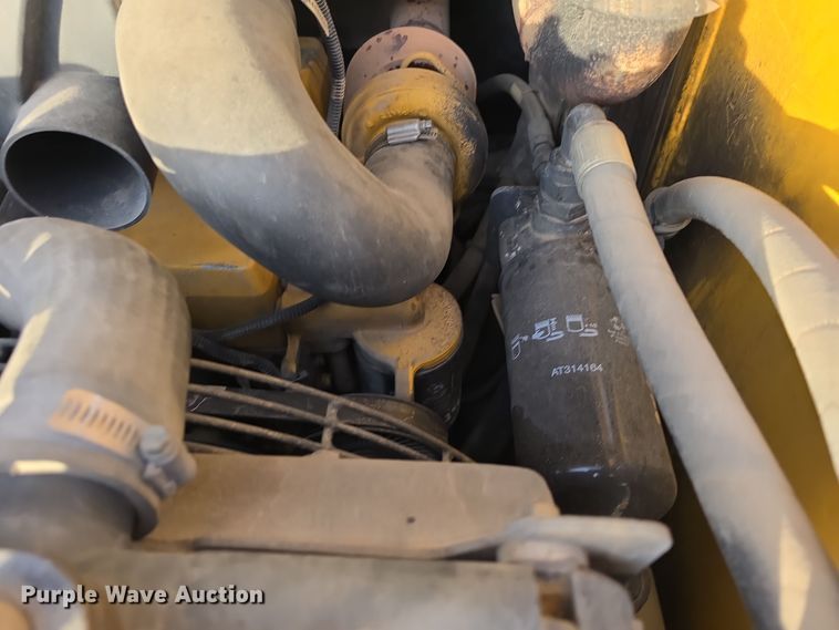 image for item DW3890 2006 John Deere CT322 tracked skid steer loader