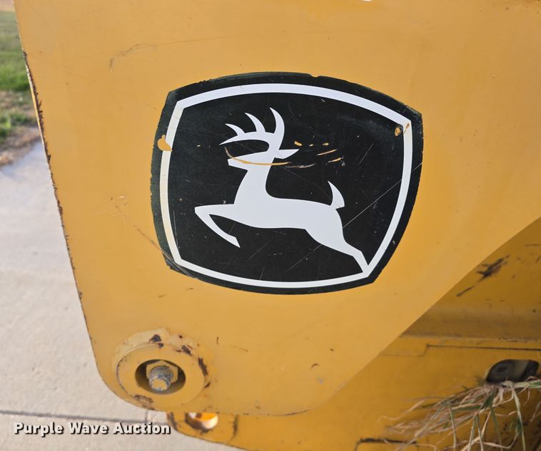 image for item DW3890 2006 John Deere CT322 tracked skid steer loader