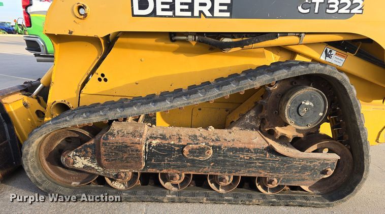 image for item DW3890 2006 John Deere CT322 tracked skid steer loader
