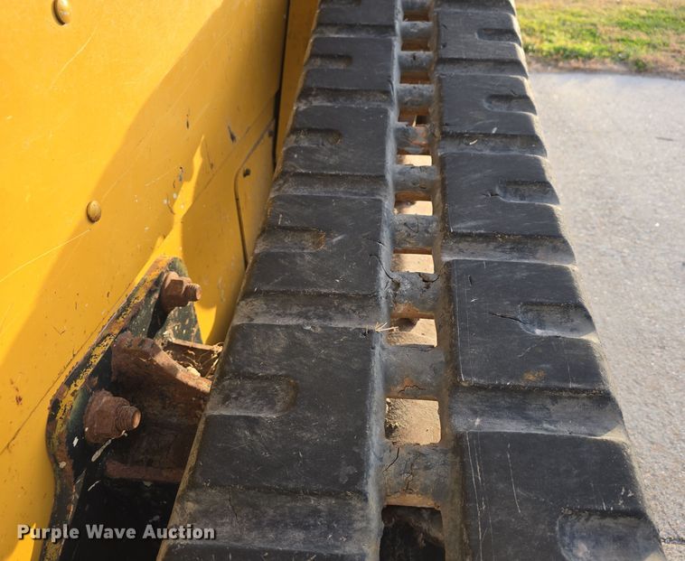 image for item DW3890 2006 John Deere CT322 tracked skid steer loader