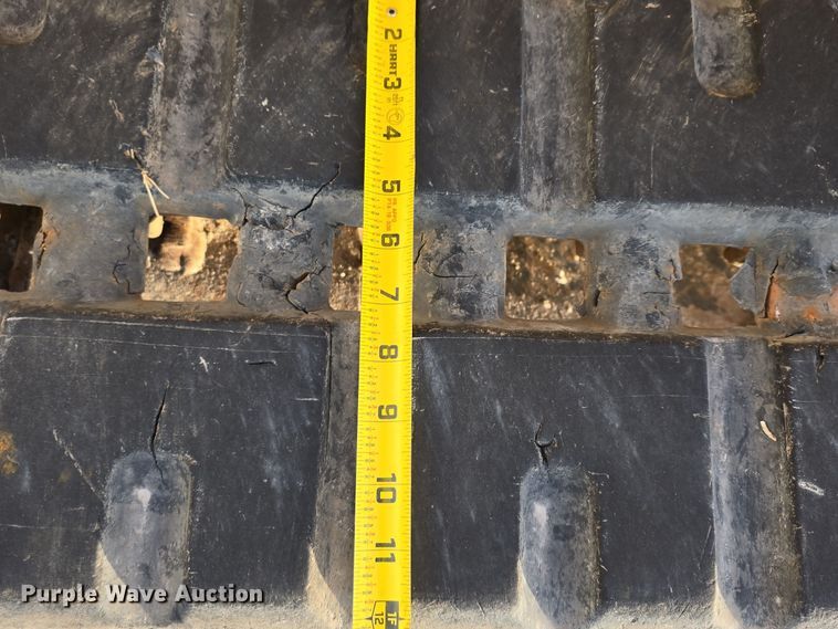 image for item DW3890 2006 John Deere CT322 tracked skid steer loader