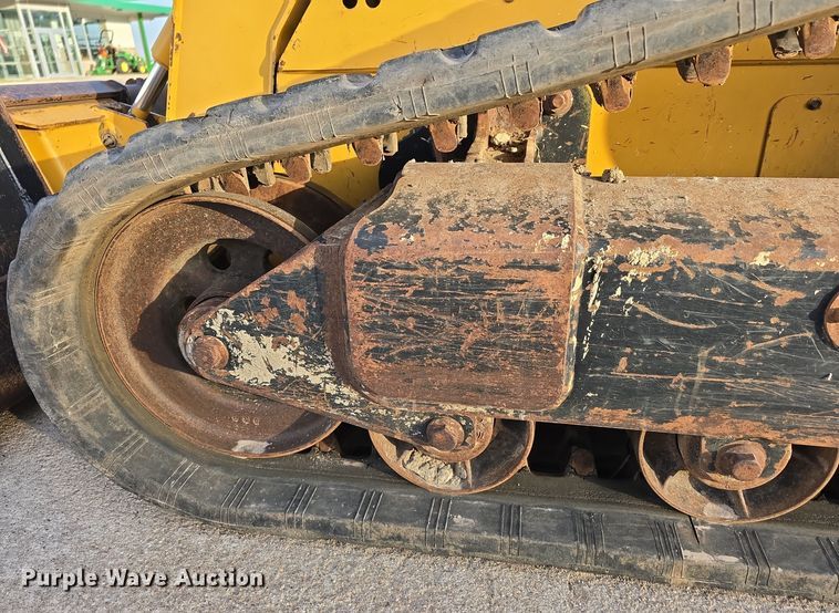 image for item DW3890 2006 John Deere CT322 tracked skid steer loader